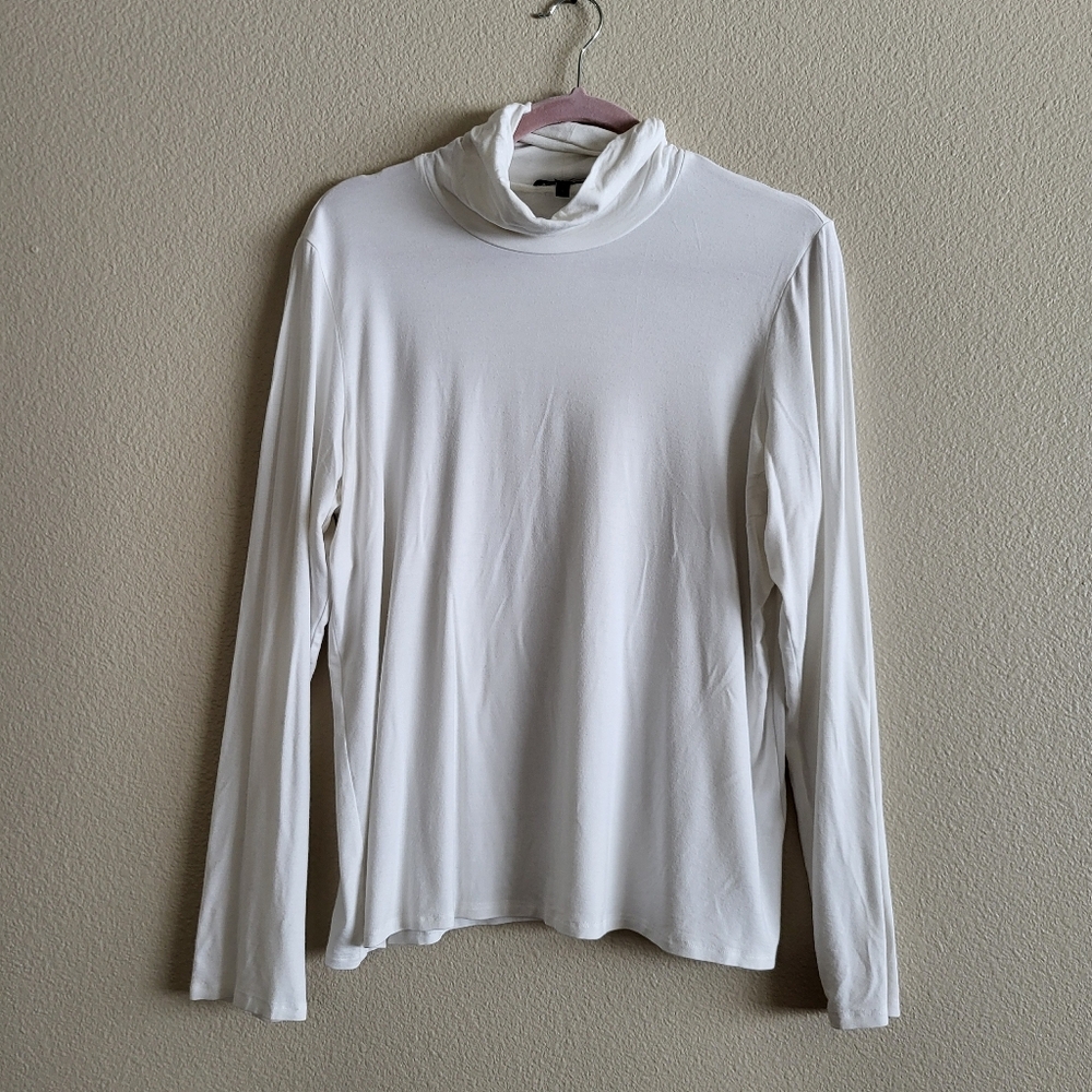 Eileen Fisher White Stretch Turtleneck sz L